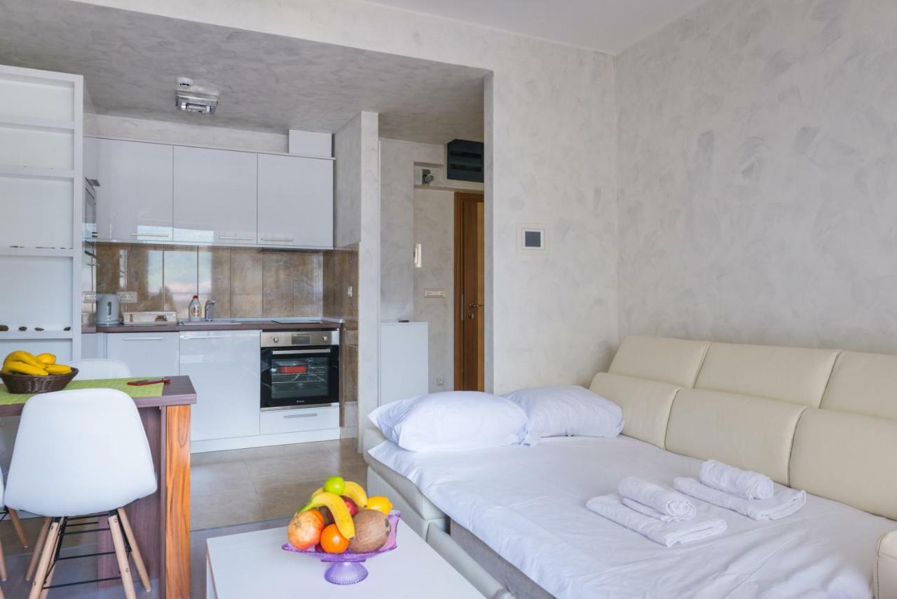 בודווה Harmonia Panorama Apartments מראה חיצוני תמונה